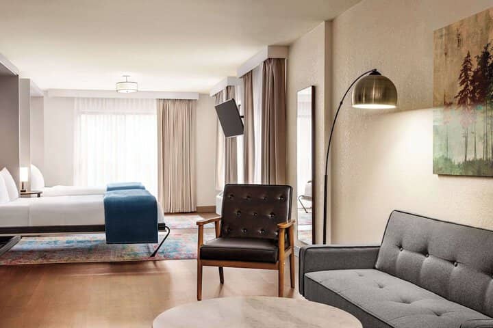 Room 9 of 35