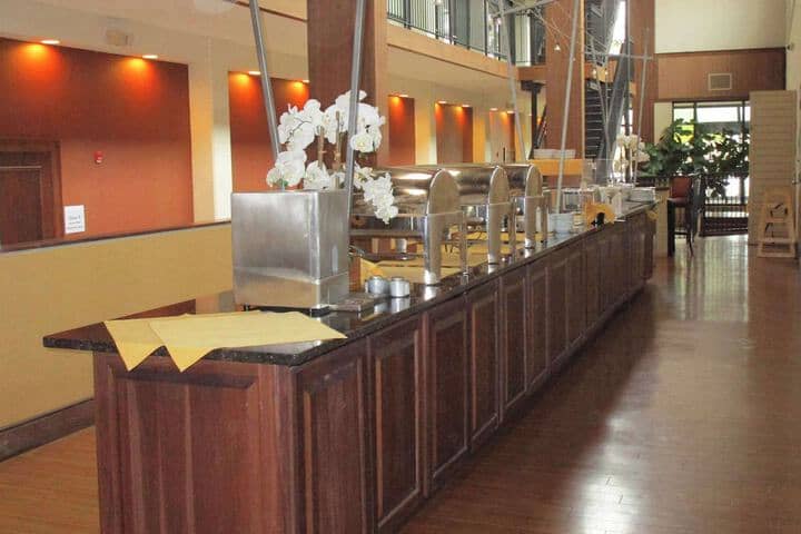 Breakfast area