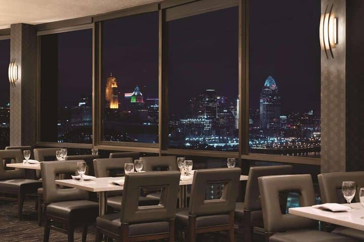 Dining 15 of 41