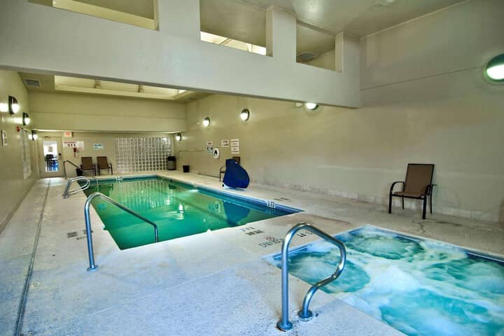 Pool 16 of 28