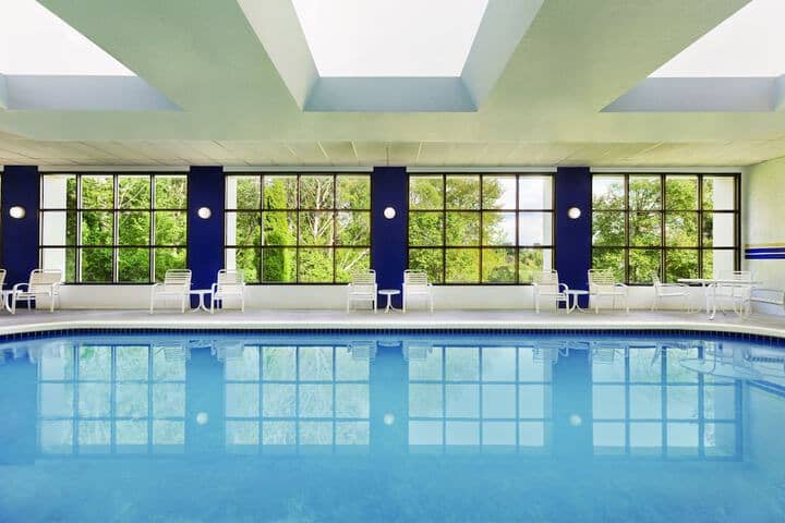 Pool 14 of 34