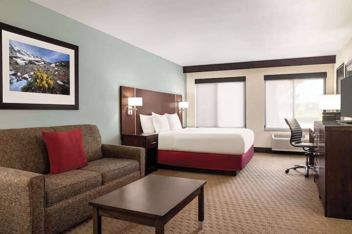 Room 5 of 35