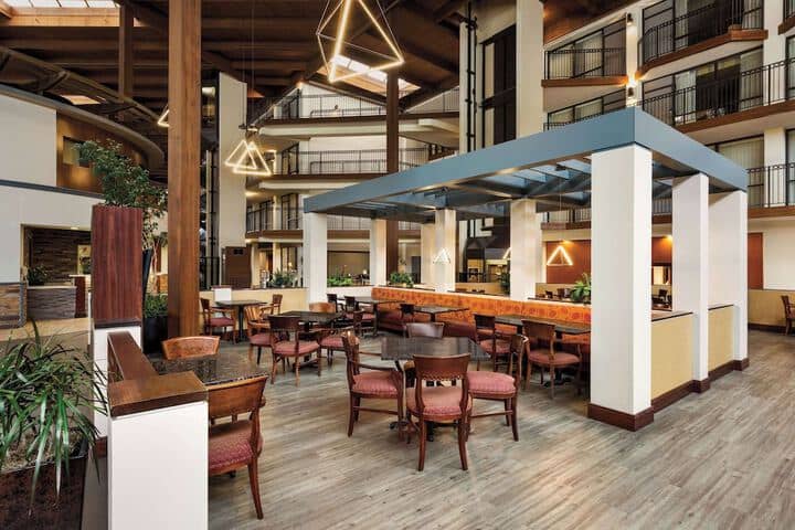 Breakfast area