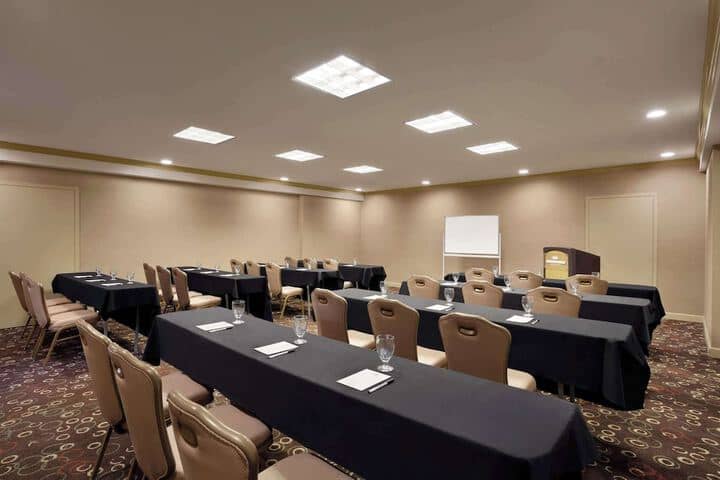 Meeting facility